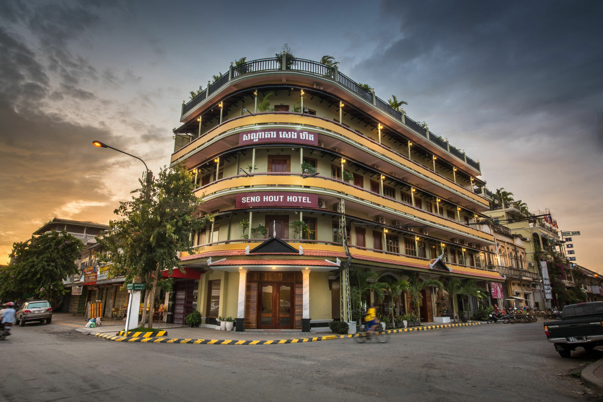 Seng Hout Hotel Battambang Kültér fotó